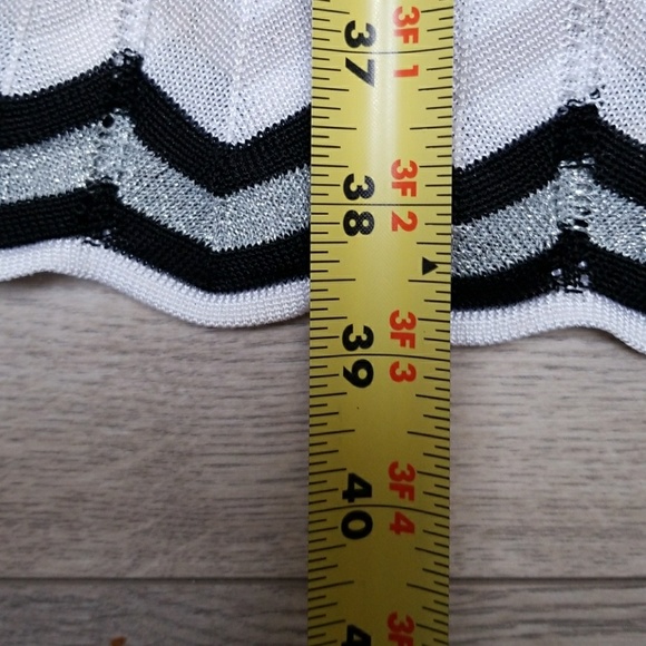 WHITE HOUSE/BLACK MARKET dress - Picture 4 of 4